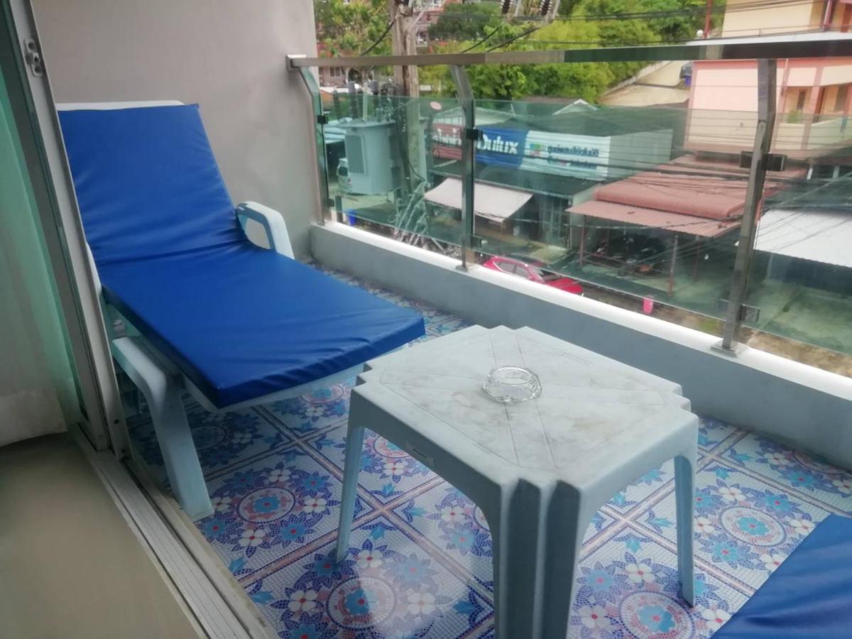May House Karon Beach Ban Karon Екстер'єр фото