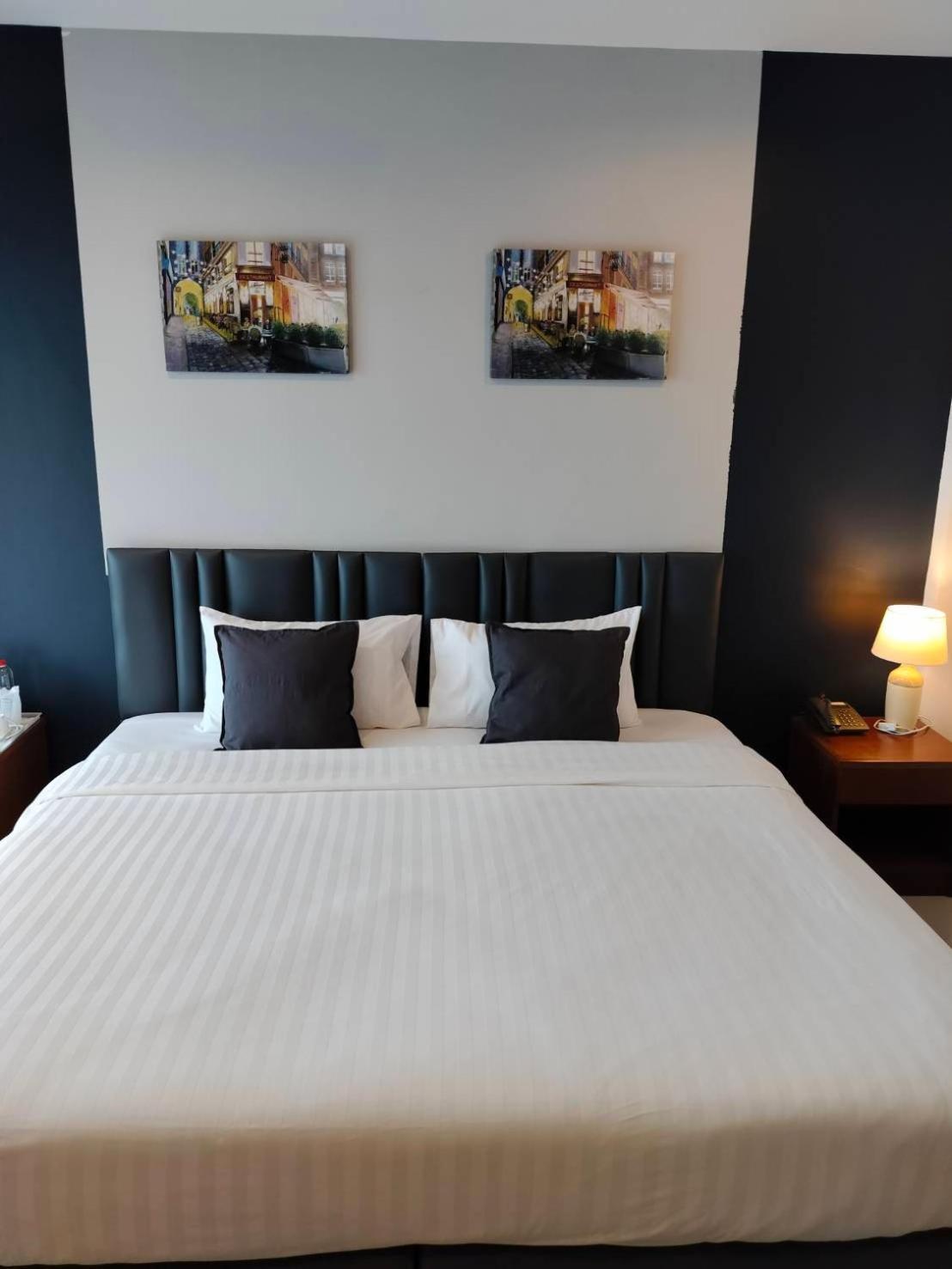 May House Karon Beach Ban Karon Екстер'єр фото