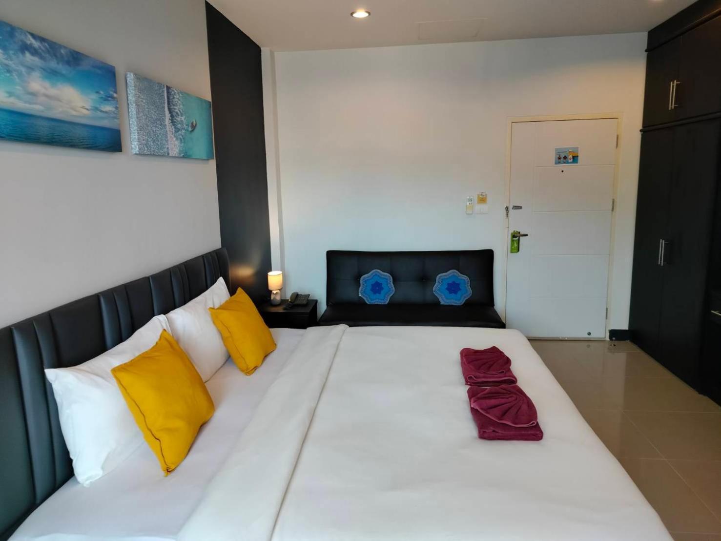 May House Karon Beach Ban Karon Екстер'єр фото