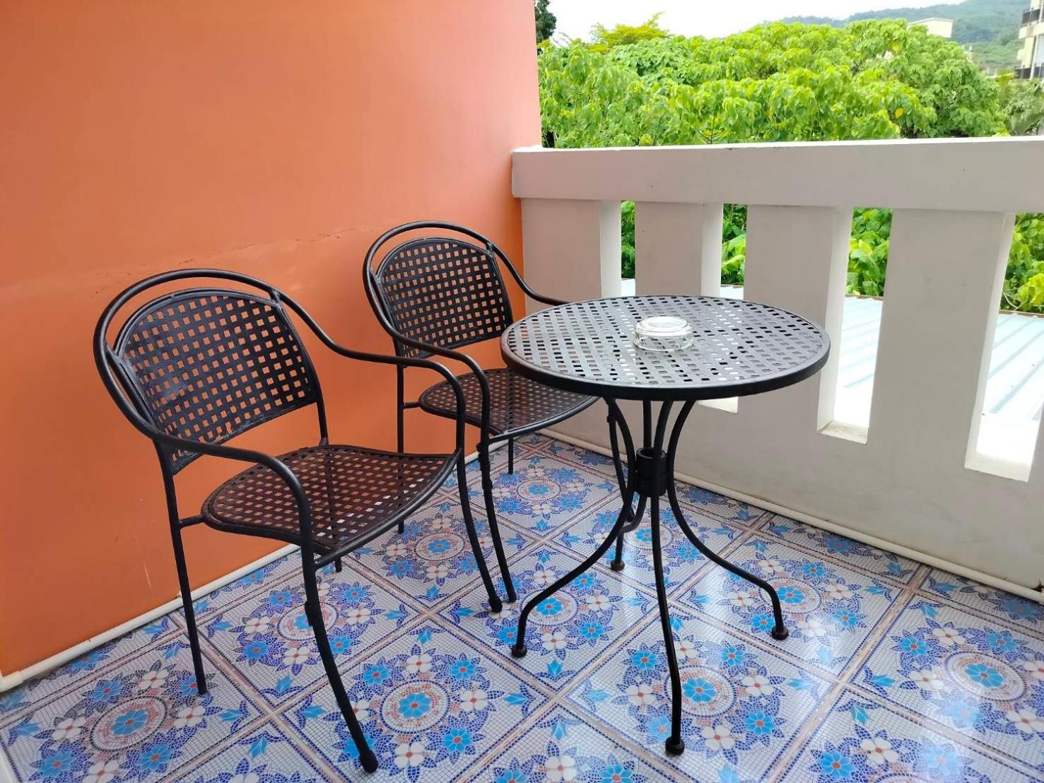 May House Karon Beach Ban Karon Екстер'єр фото